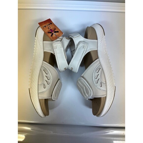 ONCAI Women’s Walking Sandals - Picture 7 of 9
